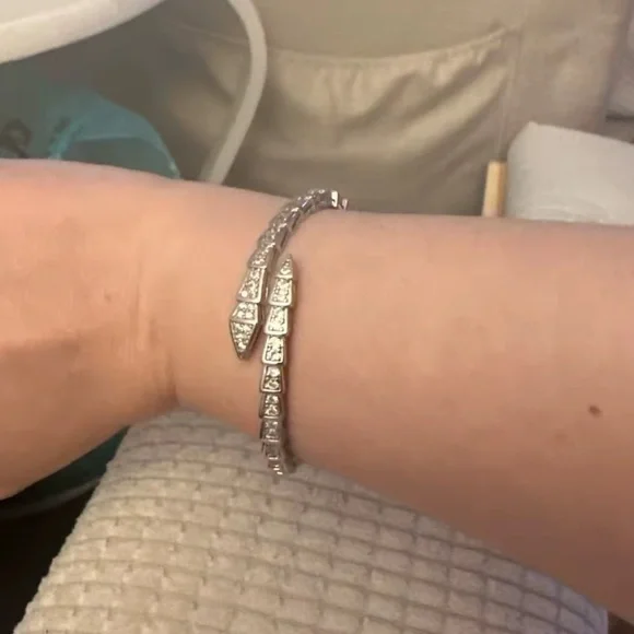 Serpenti Silver Bracelet Elegant Minimalist Design - Picture 8 of 9